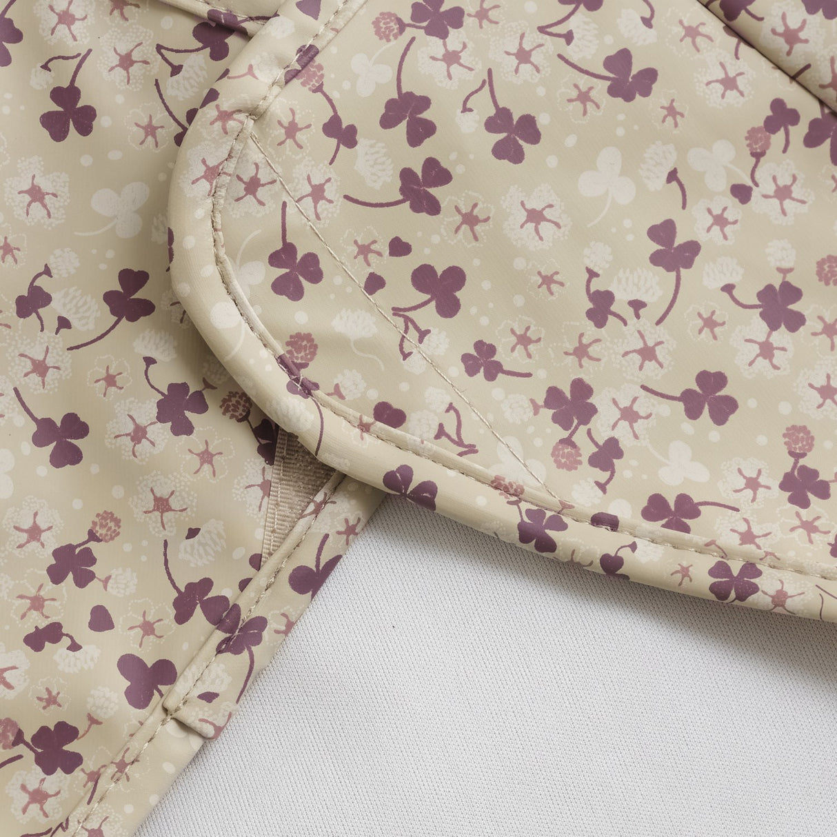 CeLaVi Burlwood Pu Apron