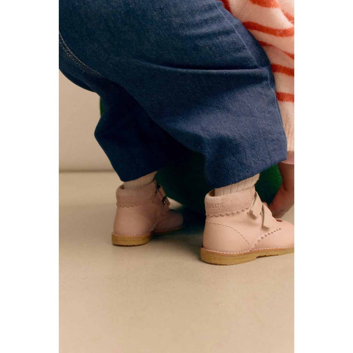 Angulus Rosebud/Berry Beginner shoes Med Udstanset Kontrasthjerte