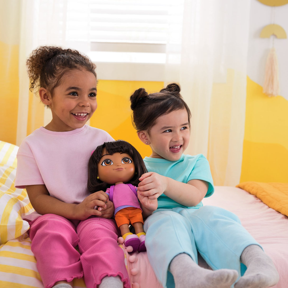 Dora The Explorer Sing & Explore Dora 30 Cm