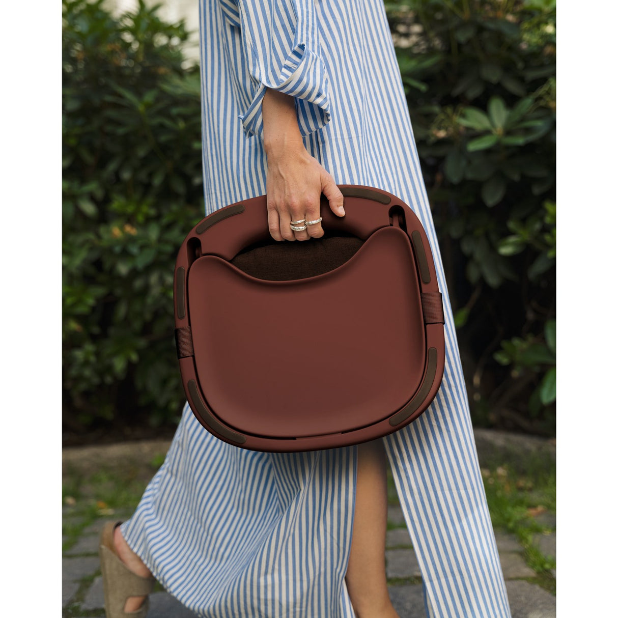 Hannie Mahogany Red The Portable High Chair