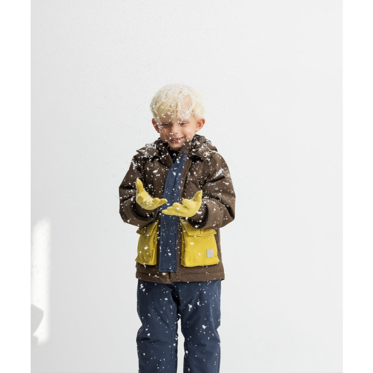 MarMar Tech. Outerwear Solid Deep Choco Block Omas Jacket