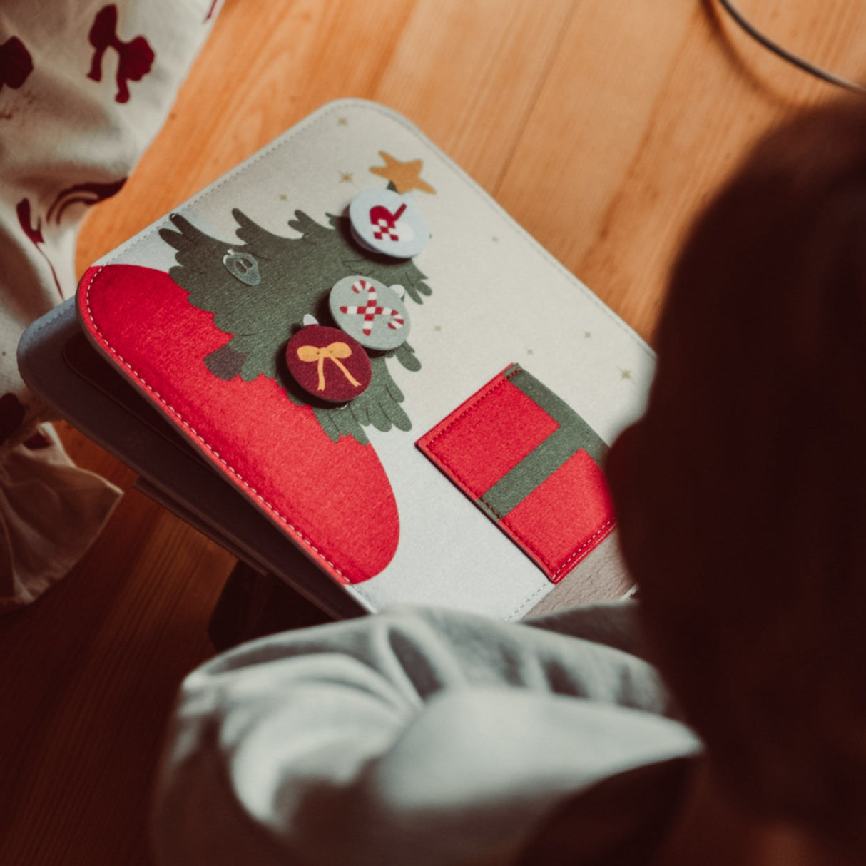 That's Mine Christmas Bear Emory Felt Activity Book