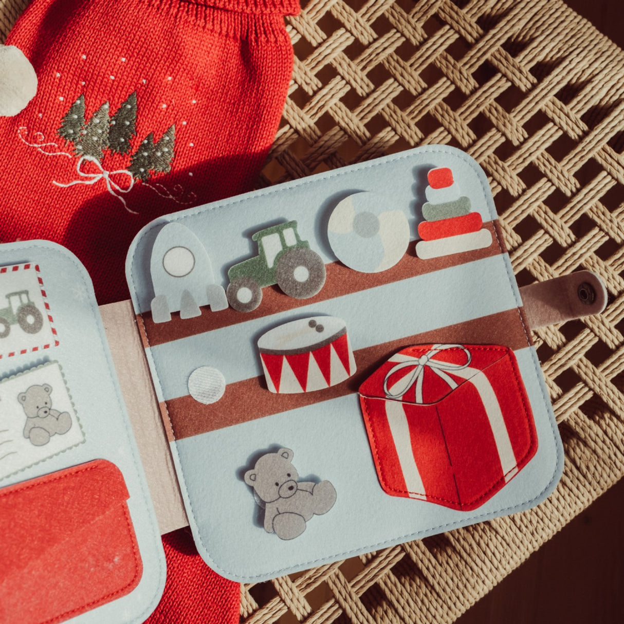 That's Mine Christmas Bear Emory Felt Activity Book