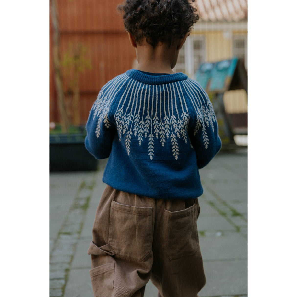 Fliink Insignia Blue Alon Leaf Pullover