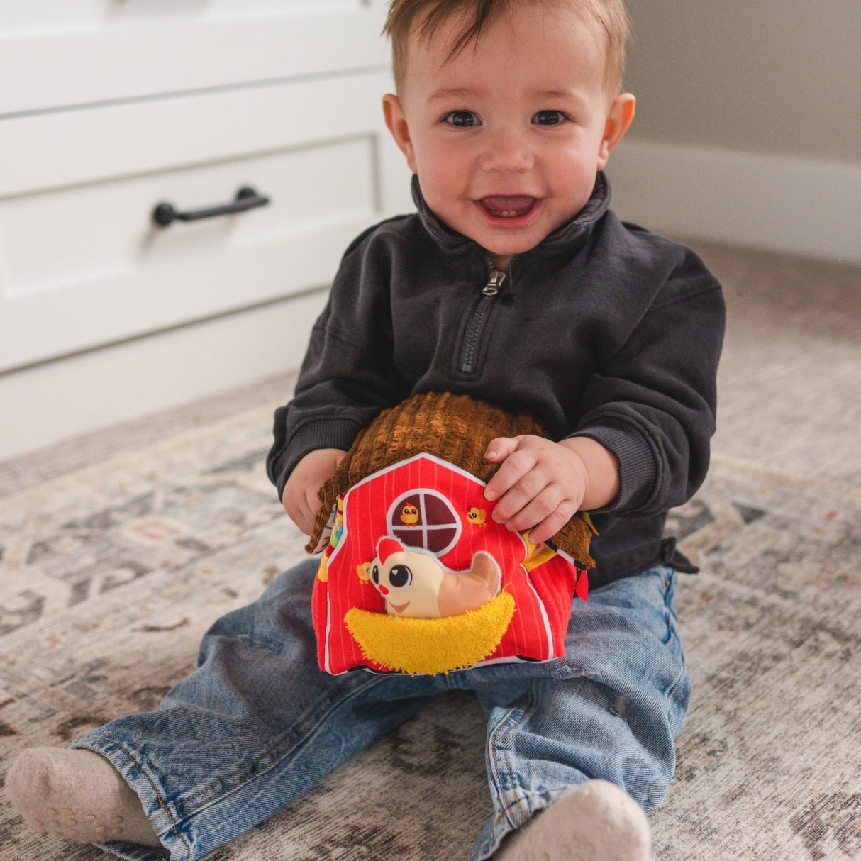 Lamaze Peek-A-Moo Friendly Barn