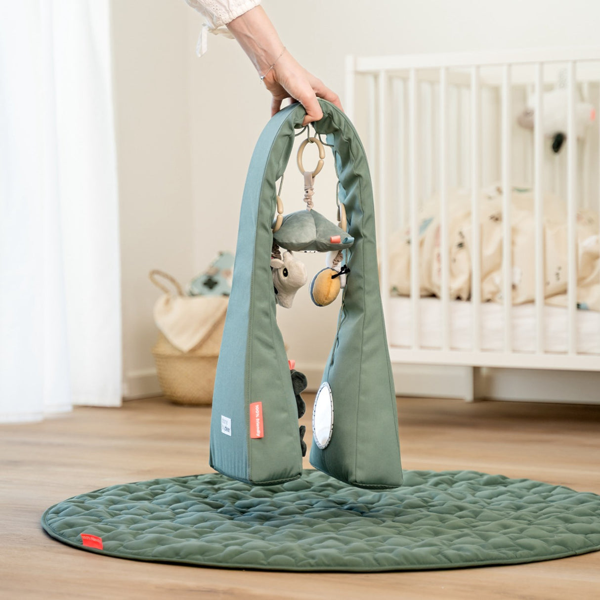 DonebyDeer Green Activity Bow Tiny Farm