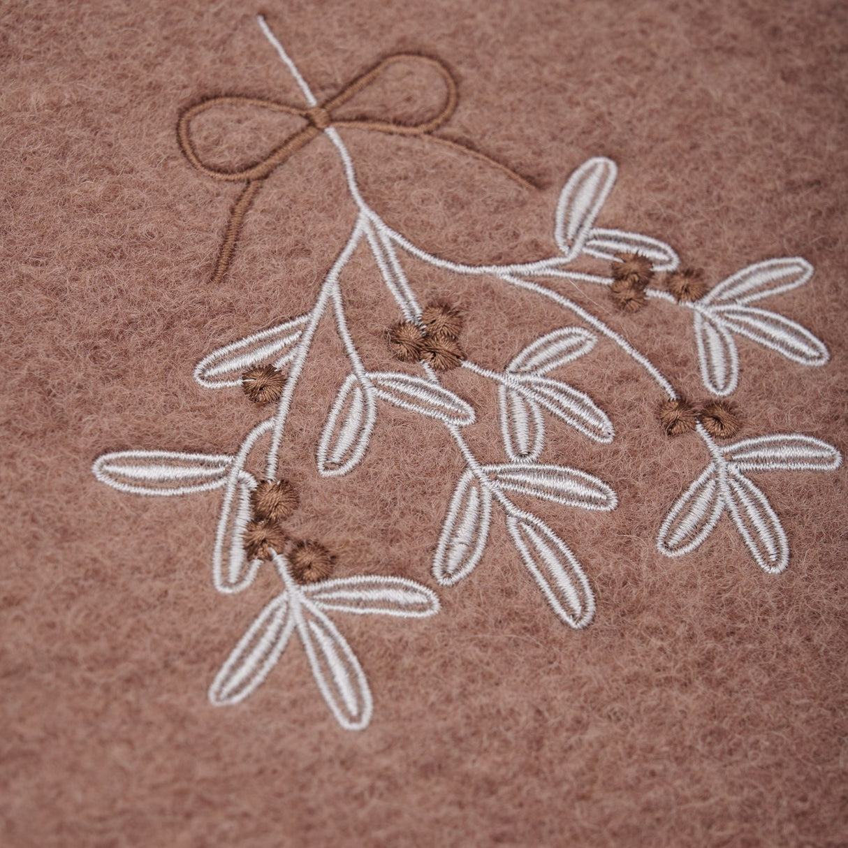 Huttelihut Burlwood Balaclava Emb. Wool