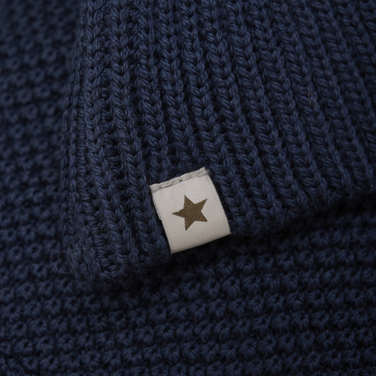 Huttelihut Overture Balaclava Wool Knit Windstop