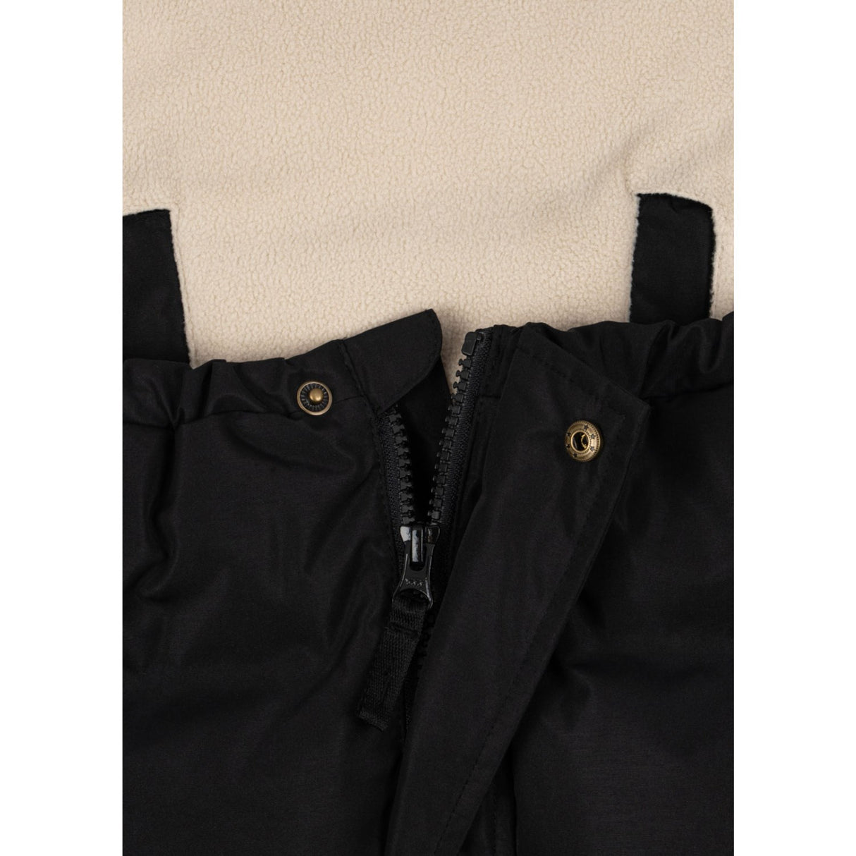 Konges Sløjd Black Nemuri Footmuff