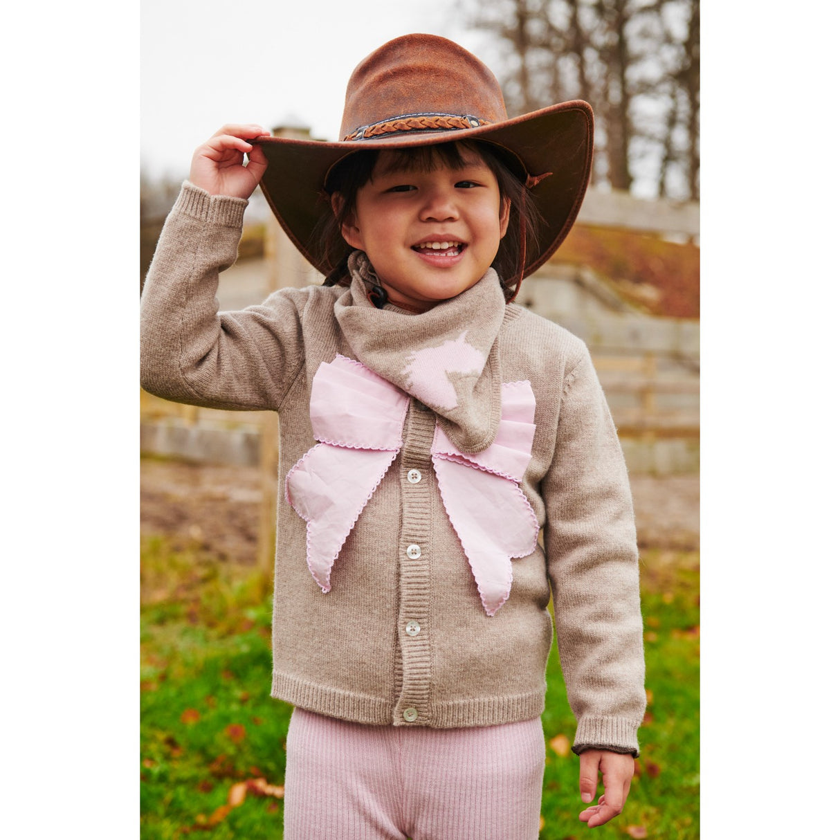 COPENHAGEN COLORS Sand/Lavender Comb. Cashmere Cardigan W. Poplin Bow