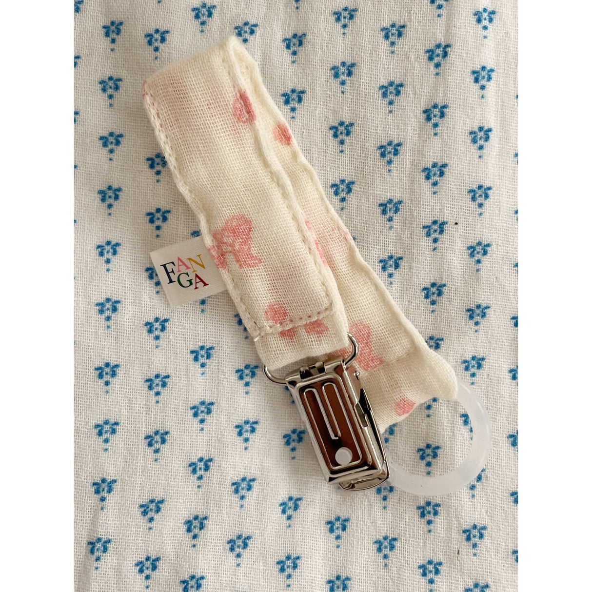 Konges Sløjd Fanga Ilmia Ven Pacifier Strap