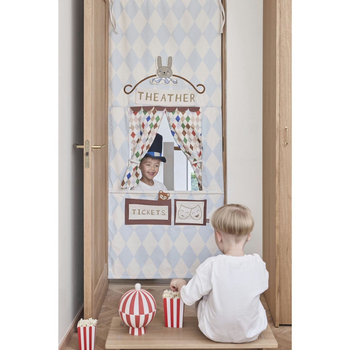 OYOY Multi Theater & Circus Play Door