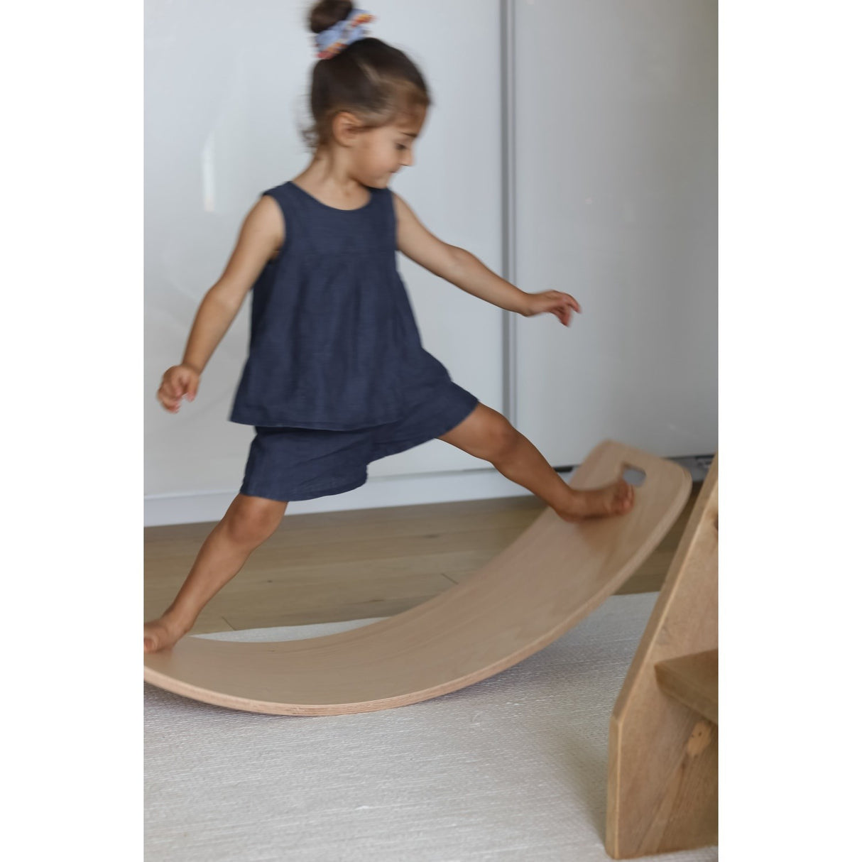 Curve Lab Dark Blue Perfect Arc Balance Board Felt