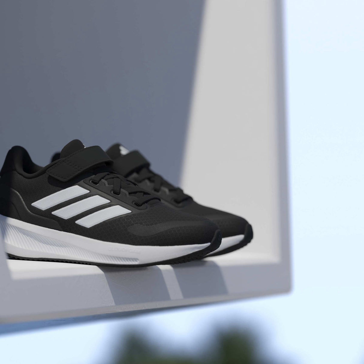 adidas Originals Core Black/Ftwr White/Ftwr White Runfalcon 5 El C Sneakers