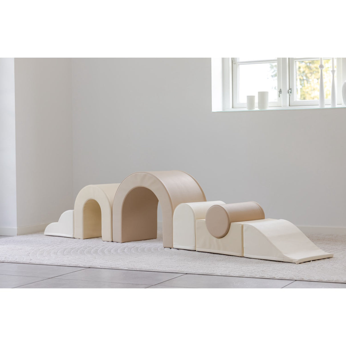 Tumble Time Rainbow 7-piece tumbling set in vegan PU leather