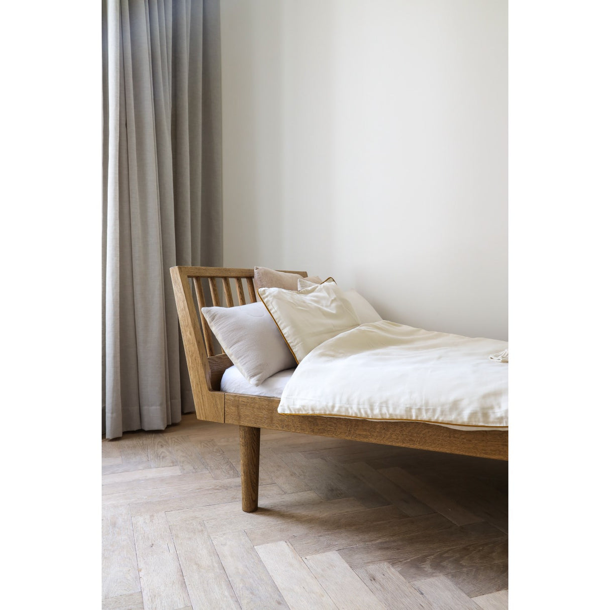 KAS Kopenhagen Smoked Oak Eli Combi Bed