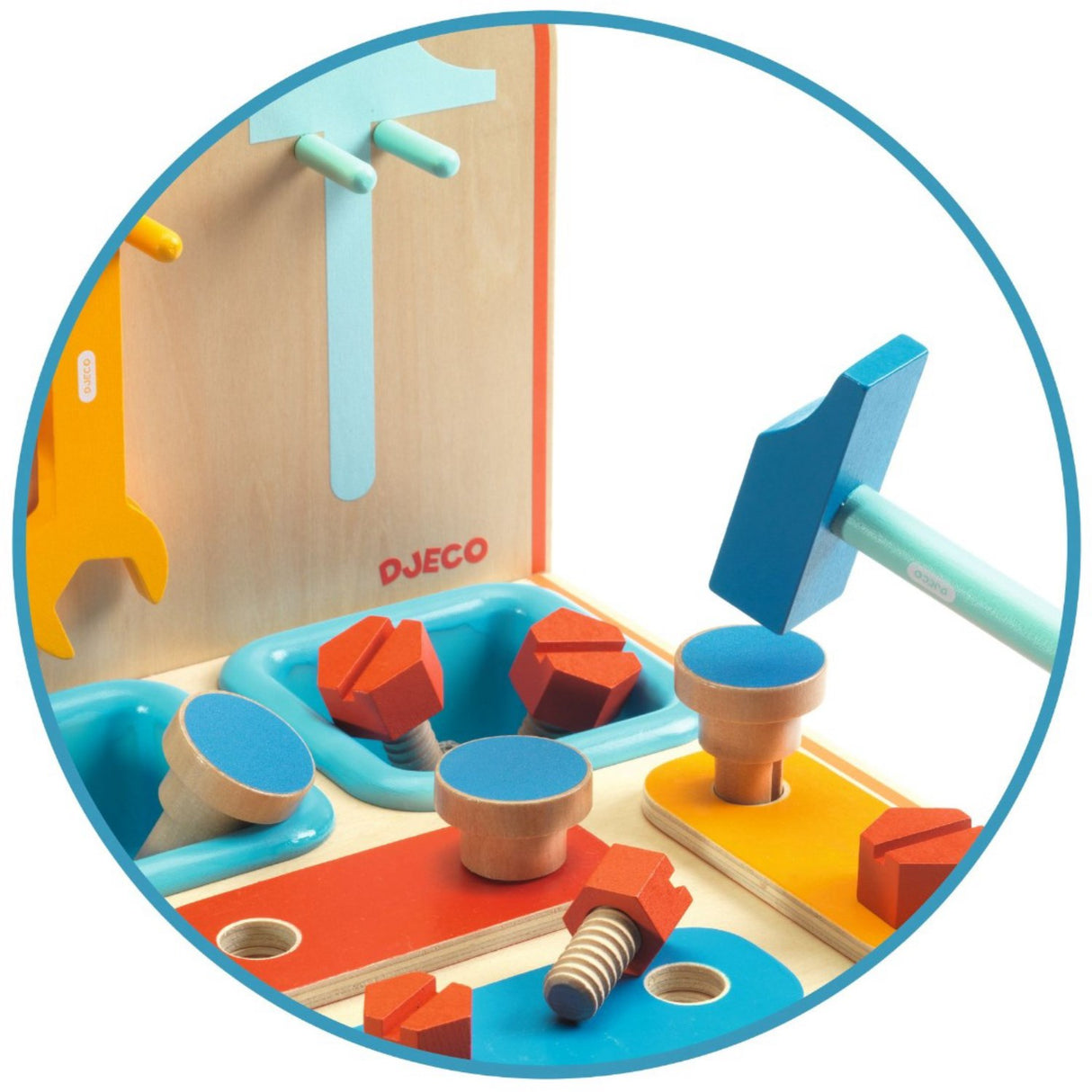 Djeco Bricotoo, Tool bench