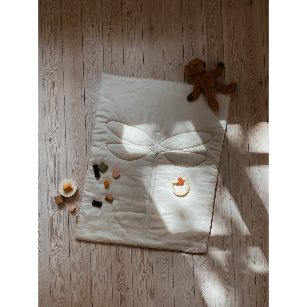 KAS Kopenhagen Beige Dragon Fly Blanket