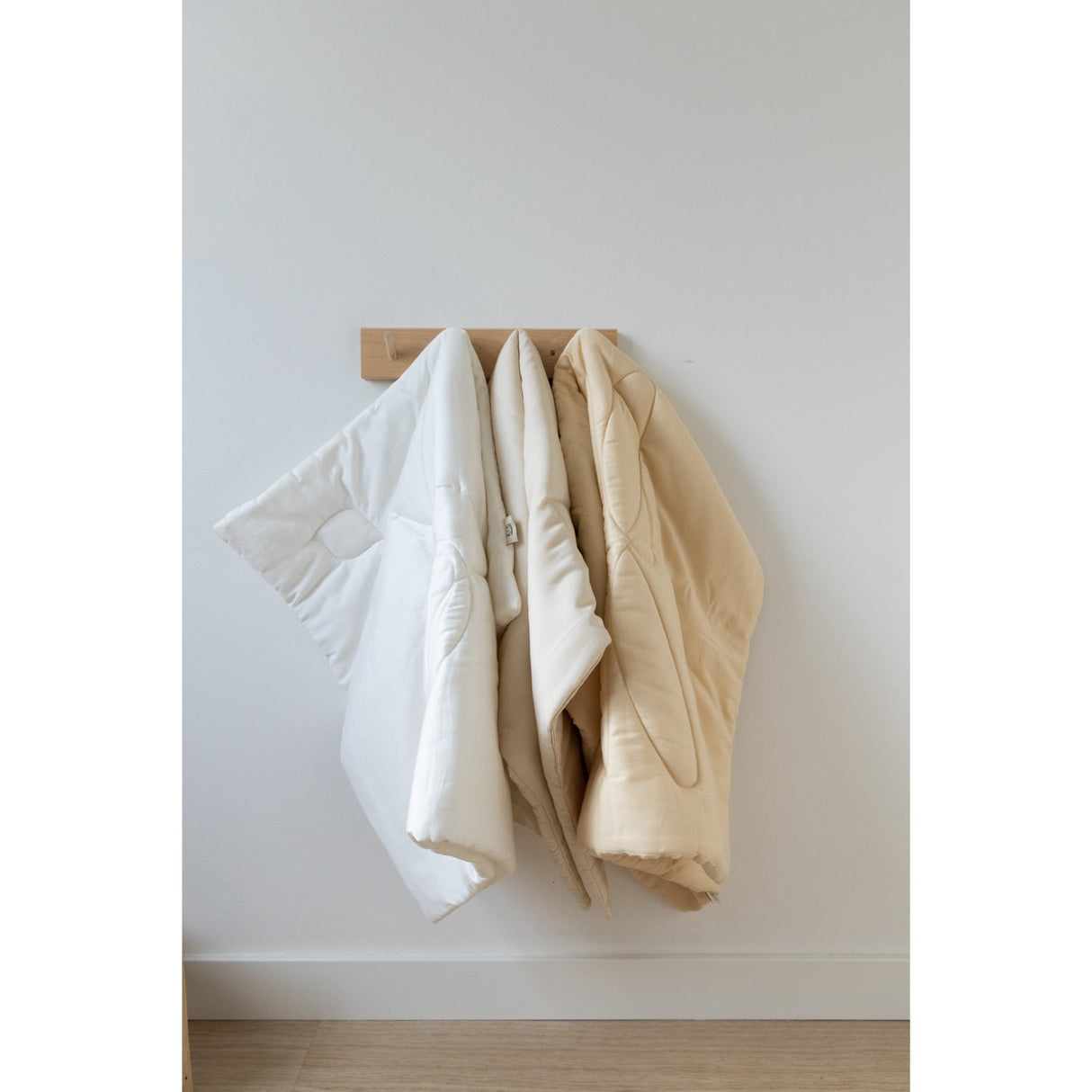 KAS Kopenhagen Beige Dragon Fly Blanket