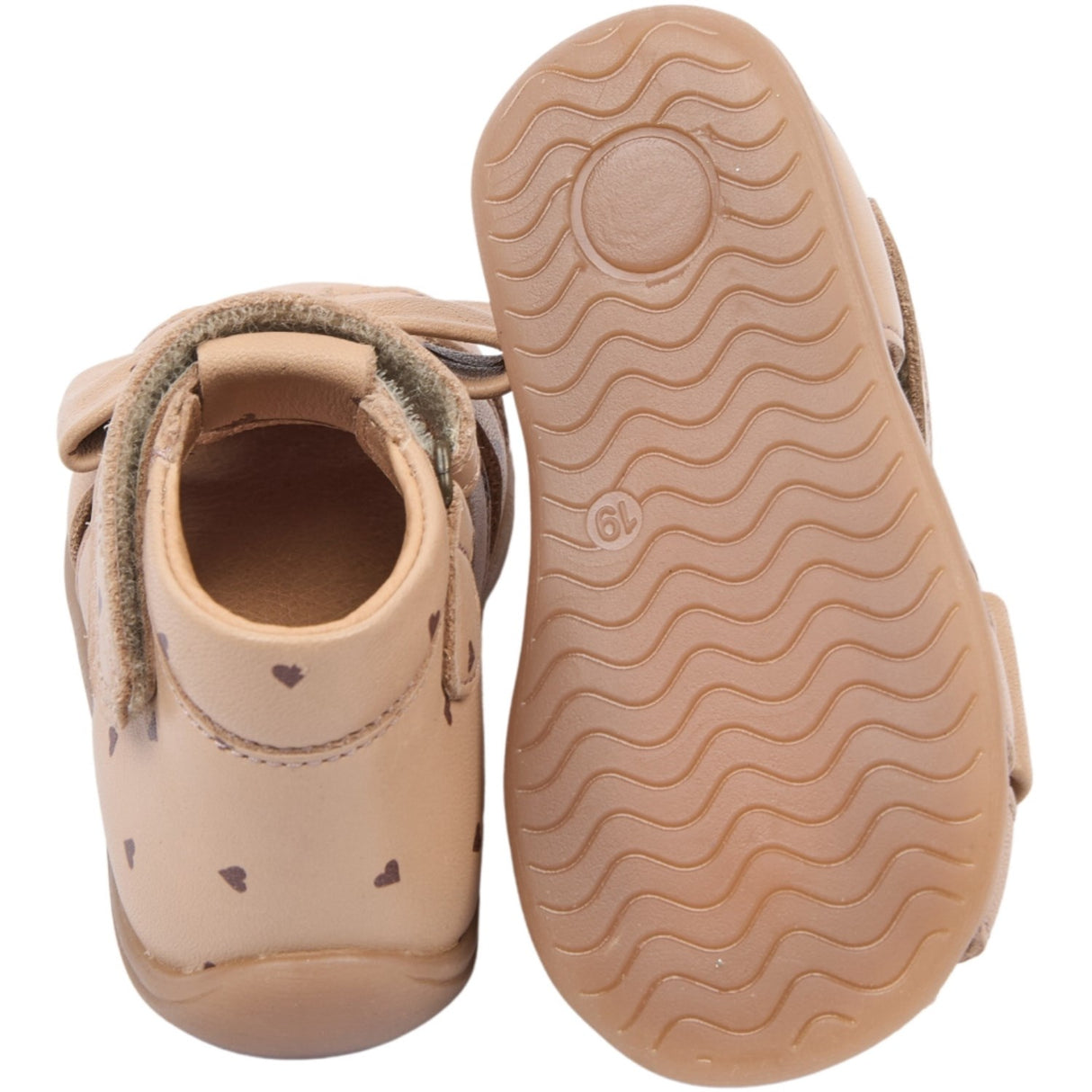 Pom Pom Cloud Cream Pearl Starter Bow Sandal