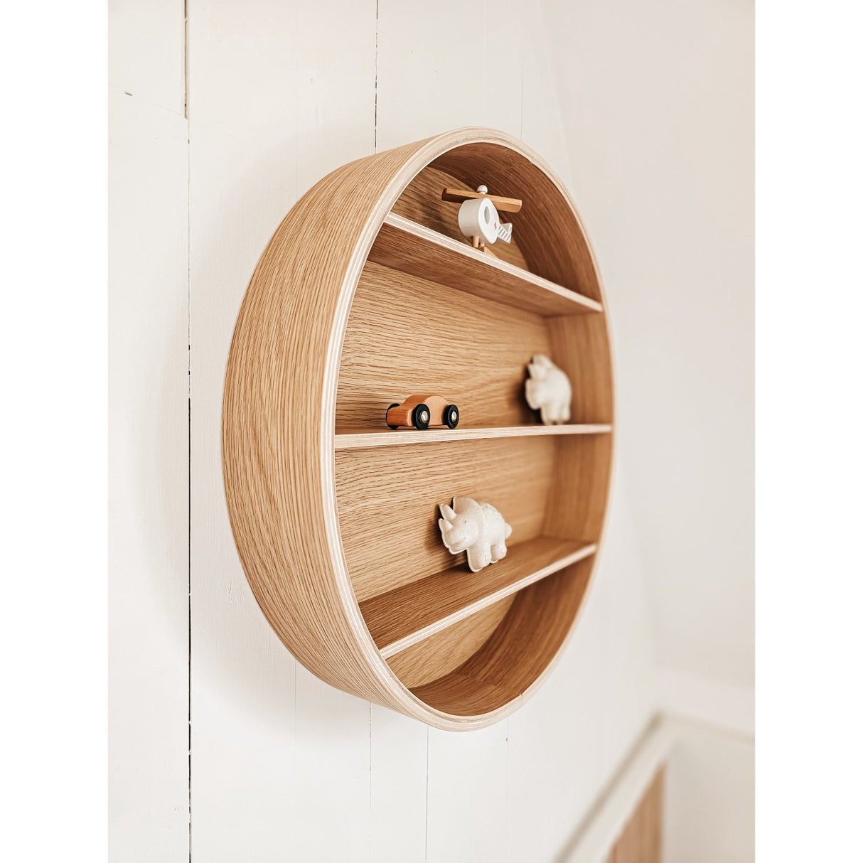Curve Lab Natural Round Shelf