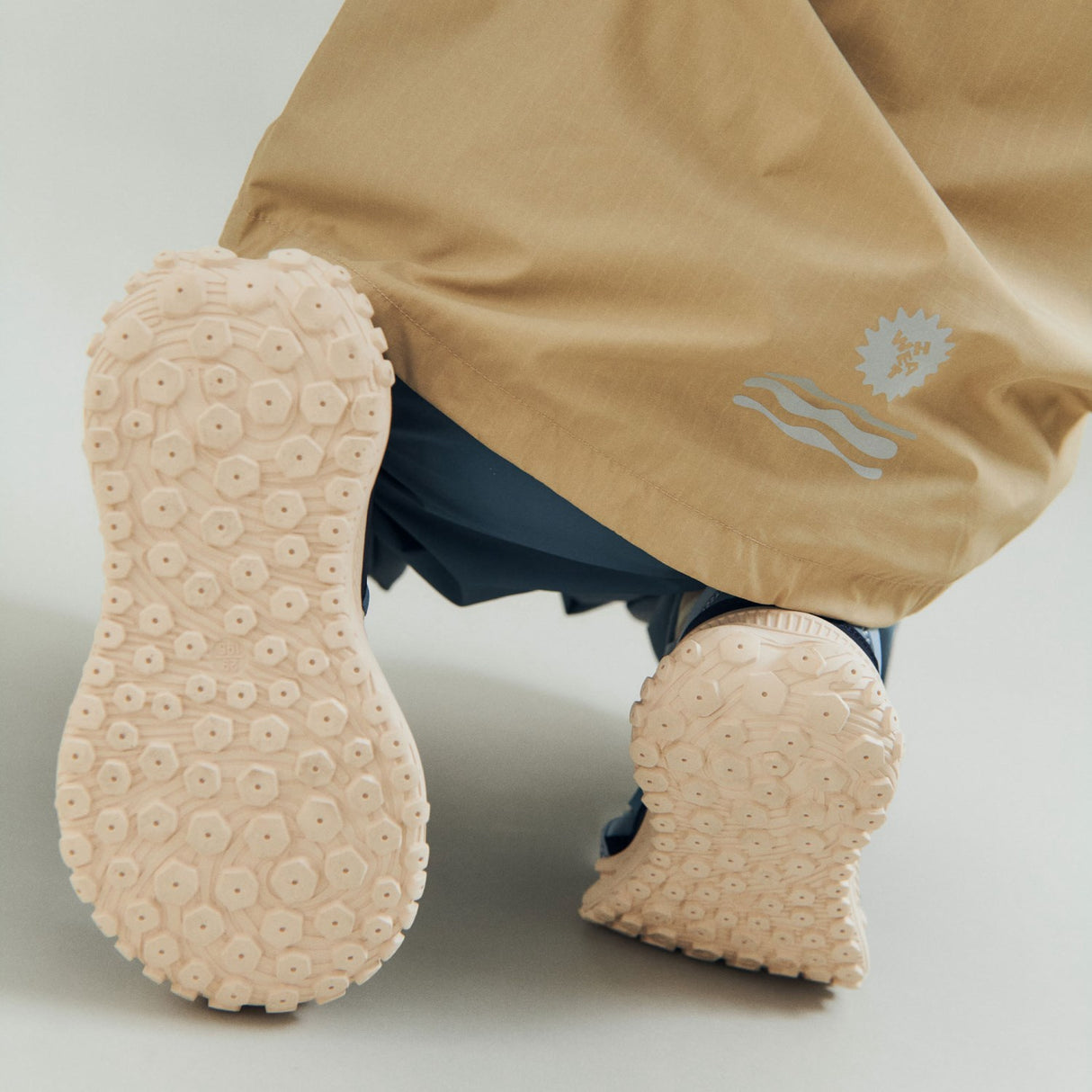 Wheat Summer Sky Sneaker Billie