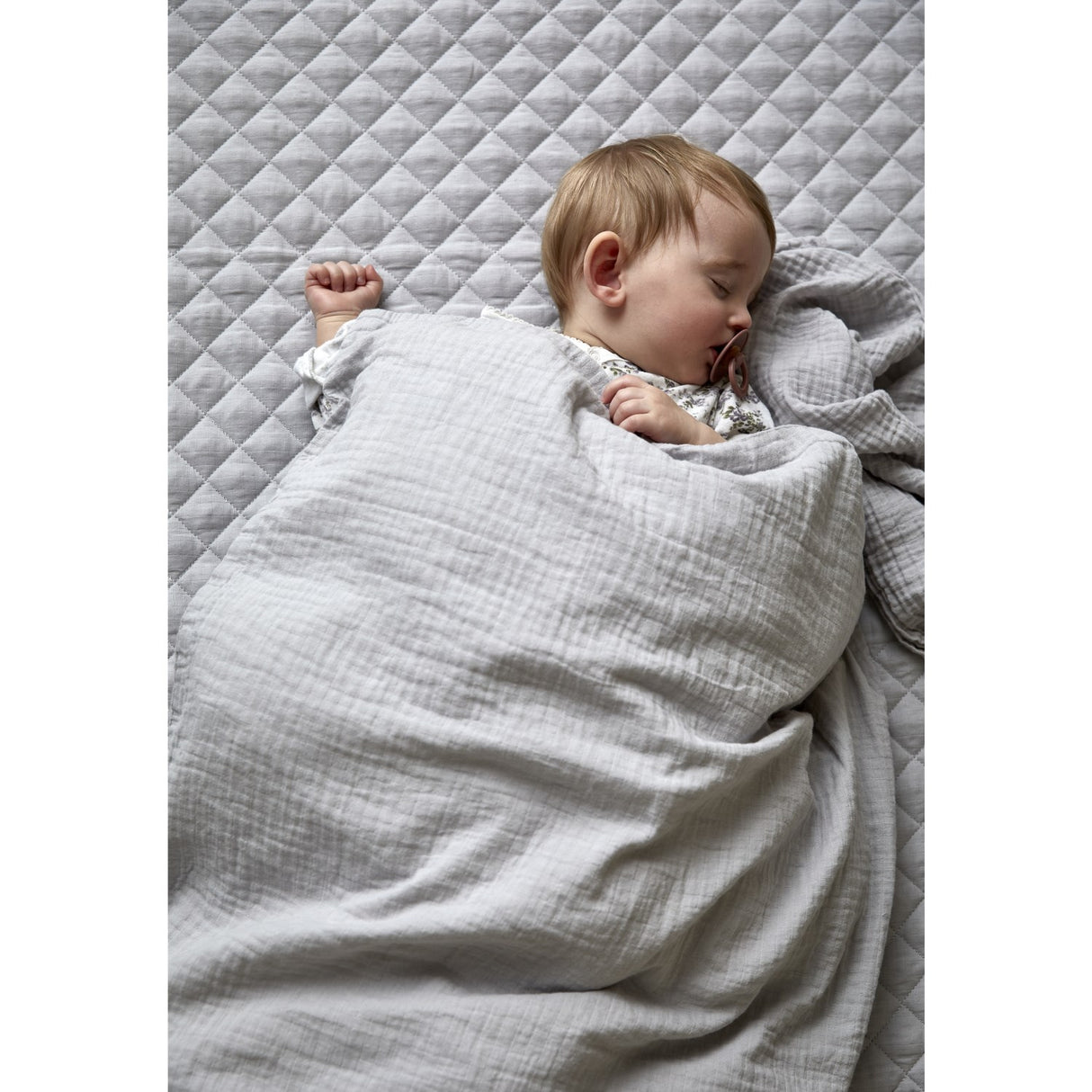 by KlipKlap Stone Grey Bedding