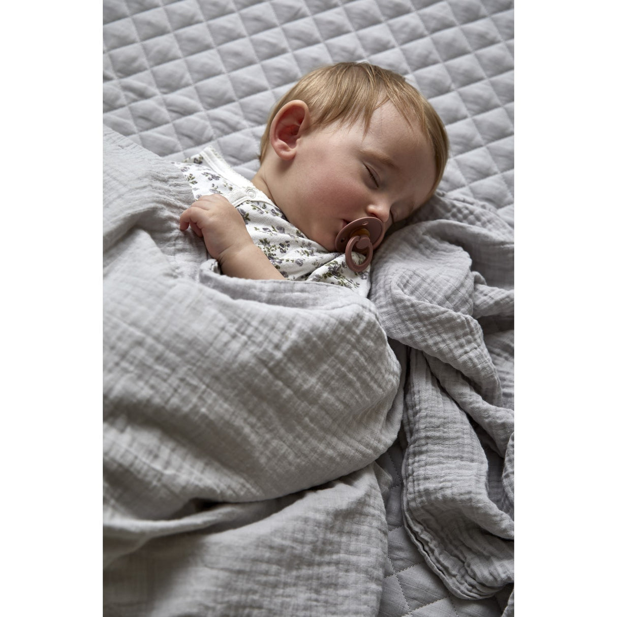 by KlipKlap Stone Grey Bedding