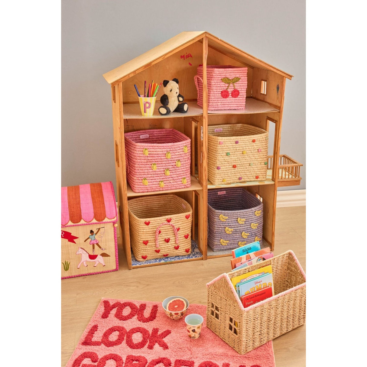 Rice Raffia Square Basket With Dots In Glory Days Colors