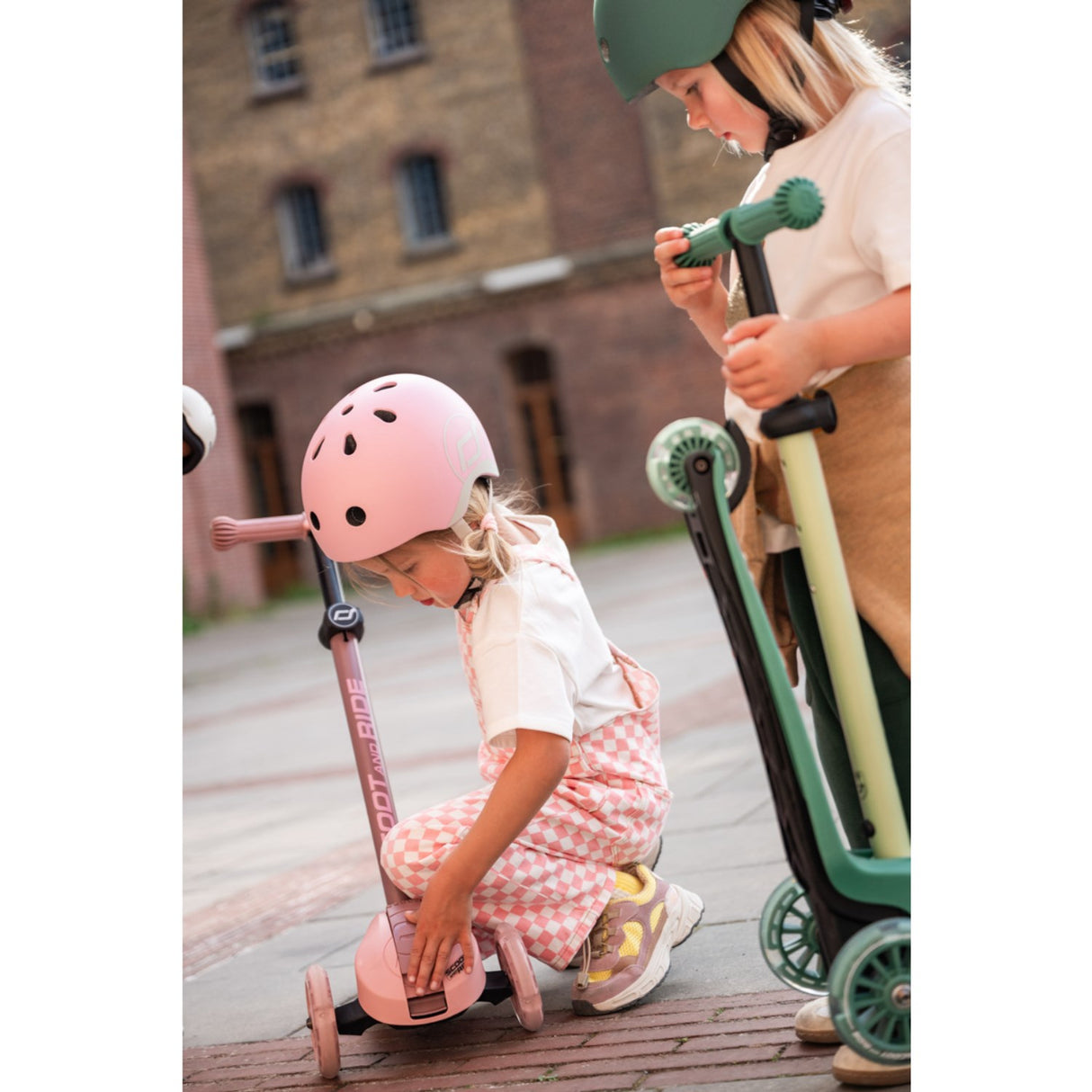 Scoot and Ride Forest Highwaykick 3S