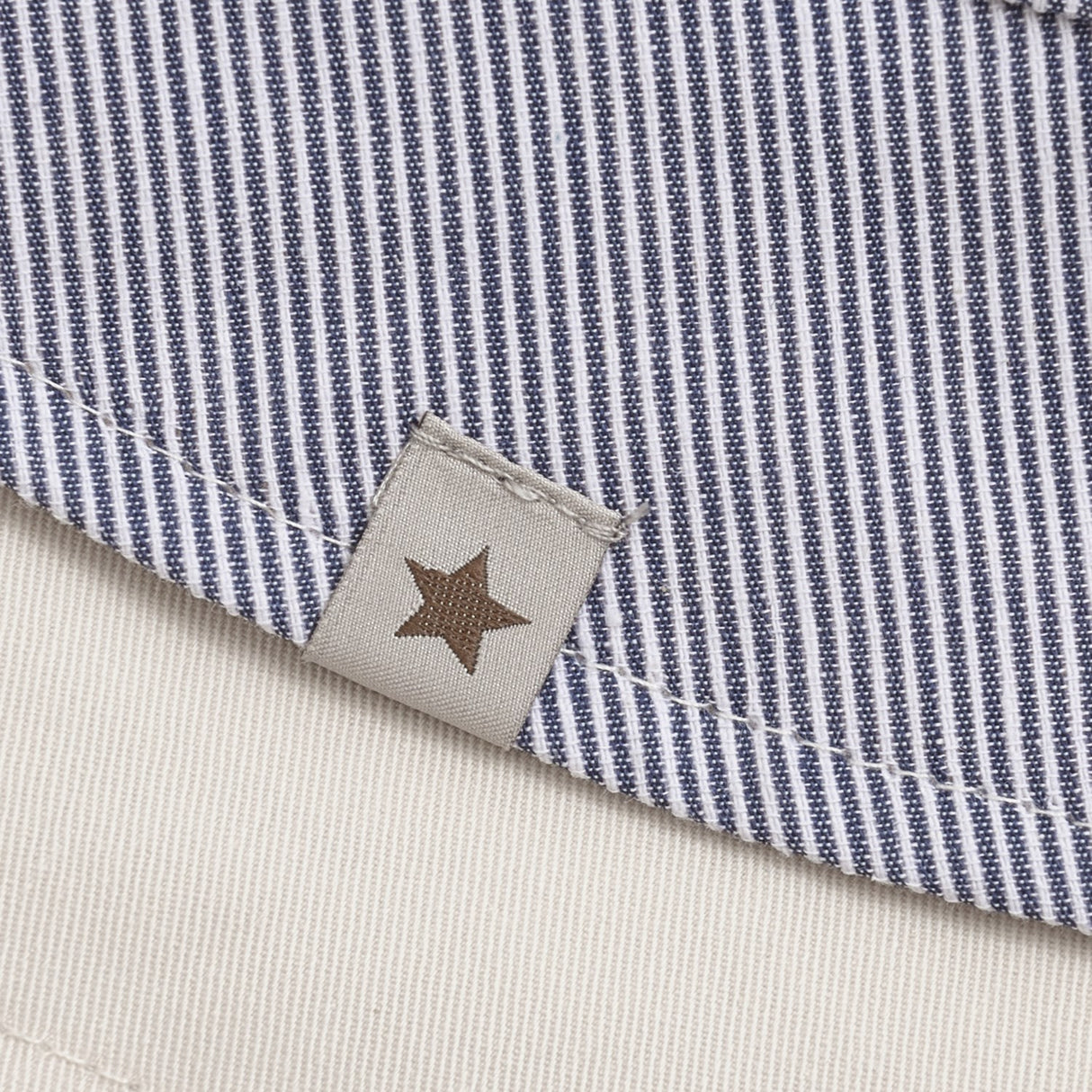 Huttelihut Bering Sea Bucket Sun Hat Stripe -Upf 40+