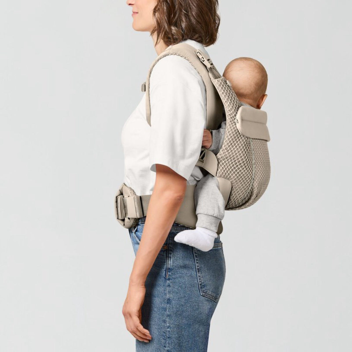 Cybex Almond Beige Amya Carrier