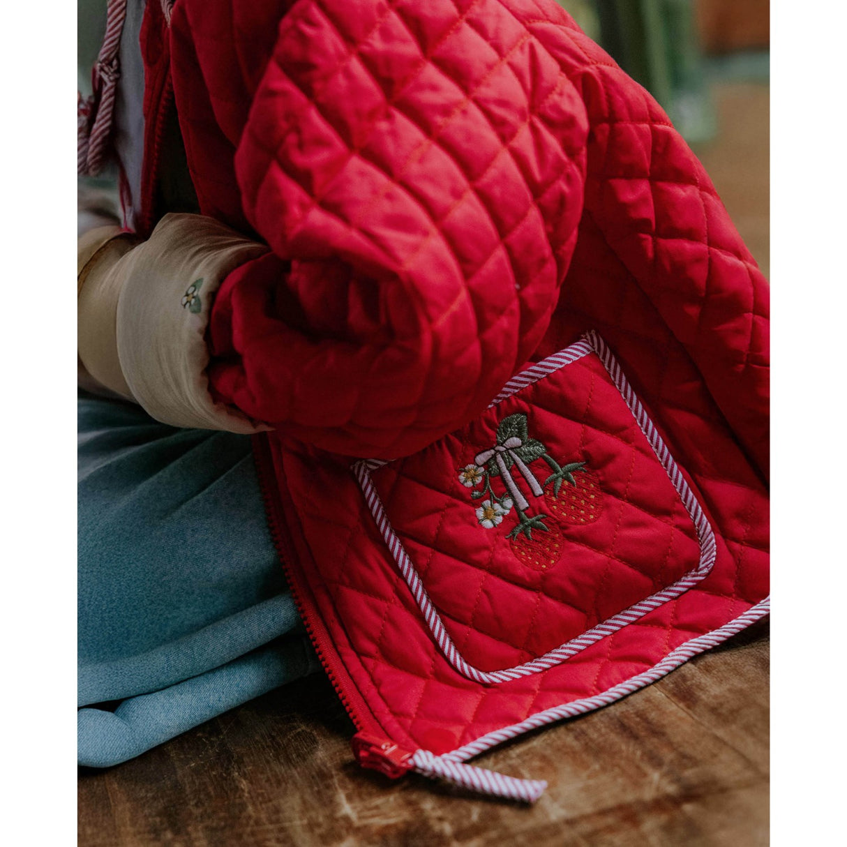 Fliink Sandshell Aop Kota Reversible Strawberry Jacket