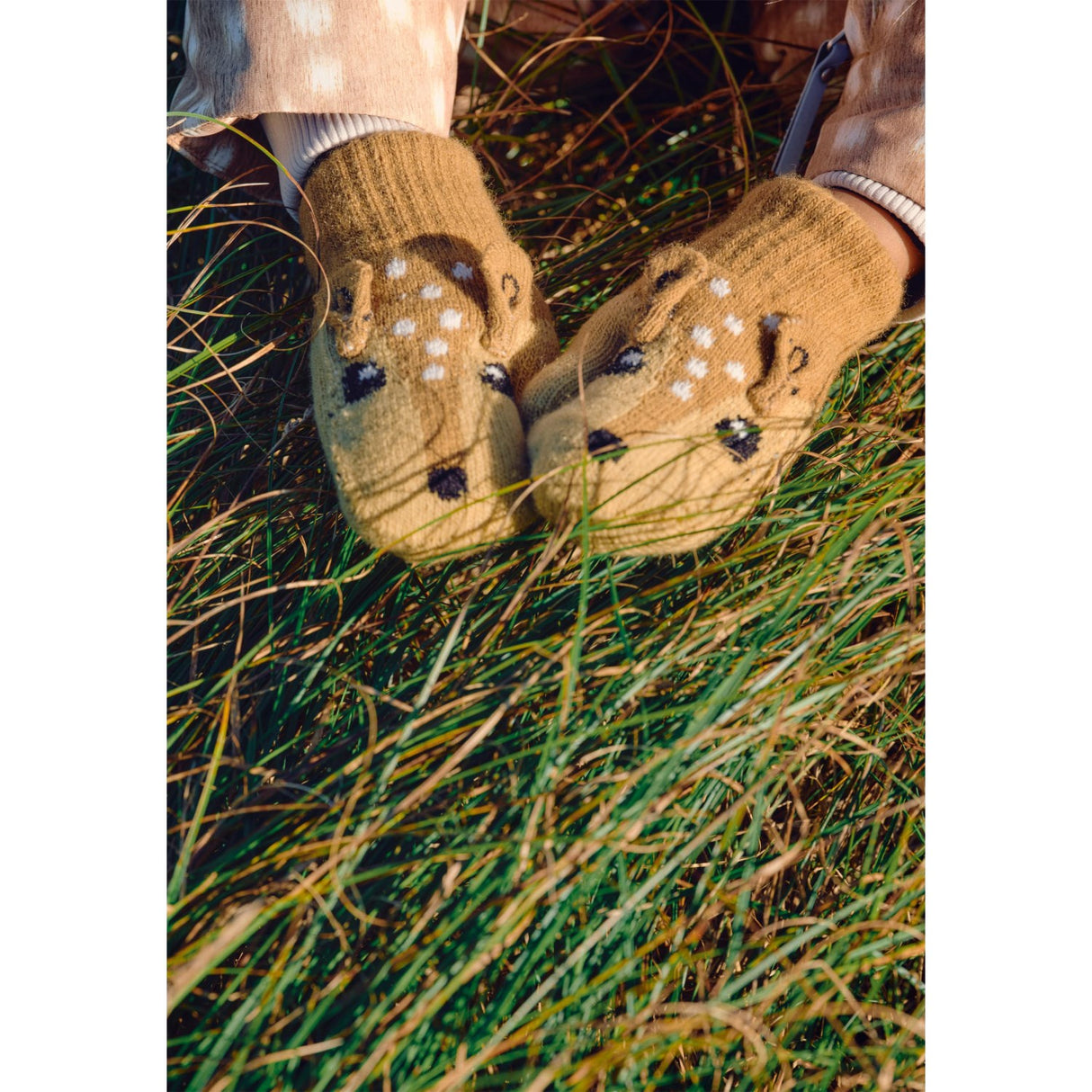 Molo Camel Kenau Mittens