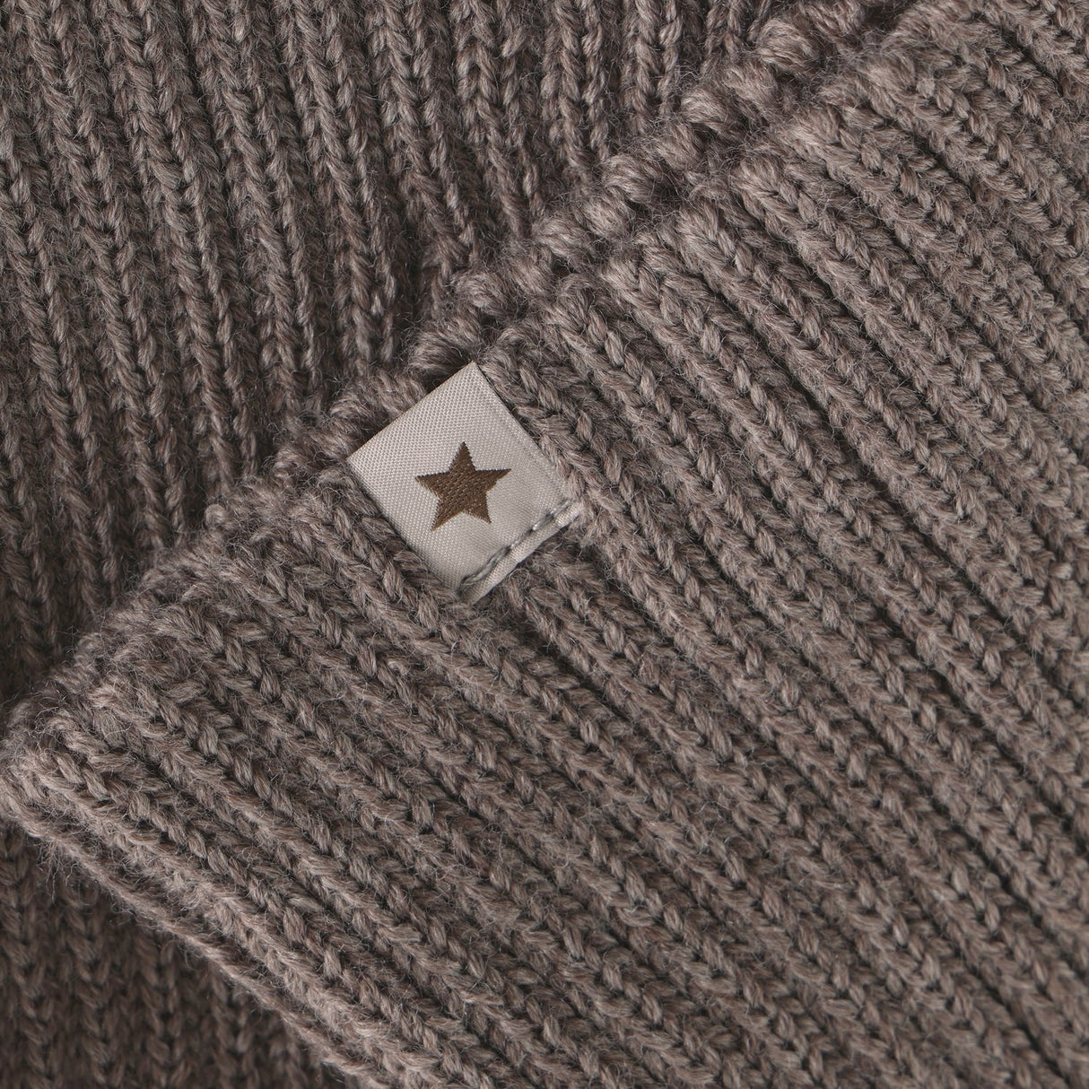Huttelihut Cinder Melange Neck Warmer Wool Knit