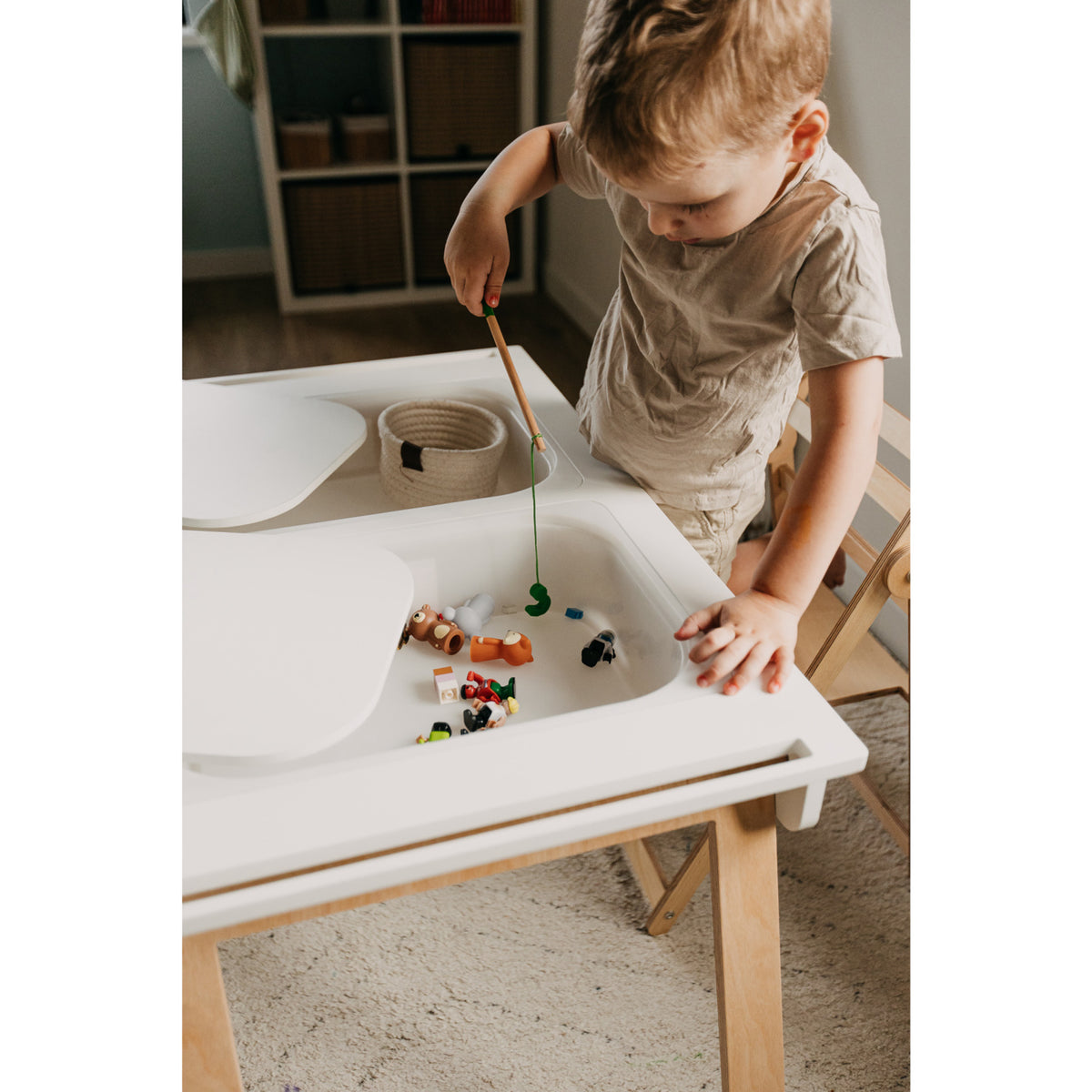 Duck Woodworks White Sensory Table With 2 Boxes Included