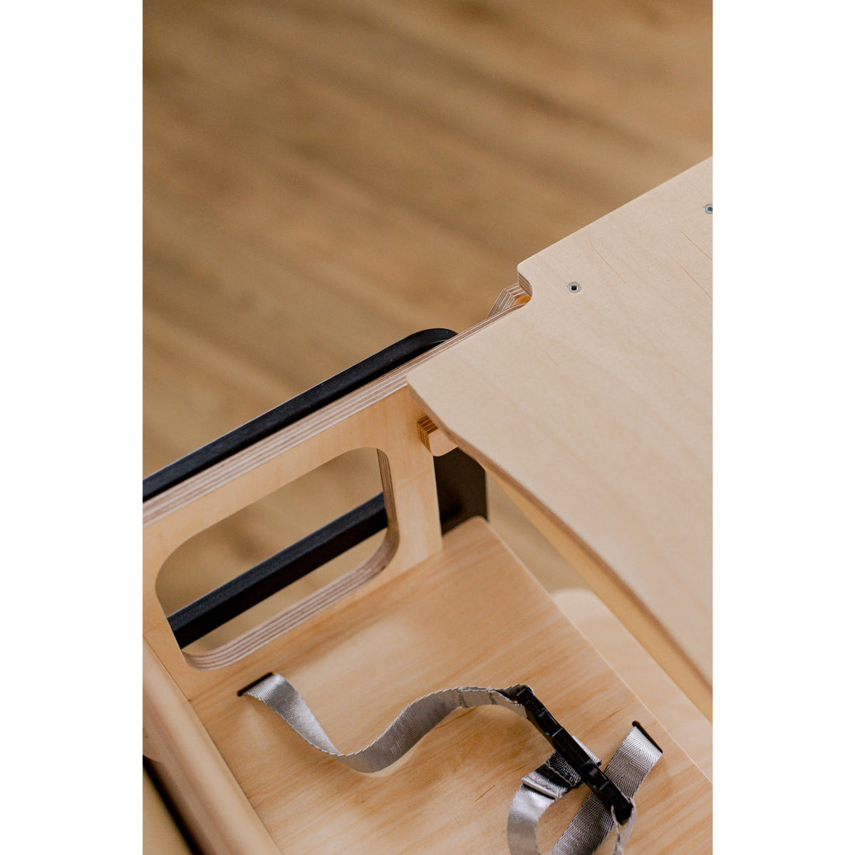 Duck Woodworks Black Foldable EC Kitchen Tower With High Chair Addon Set