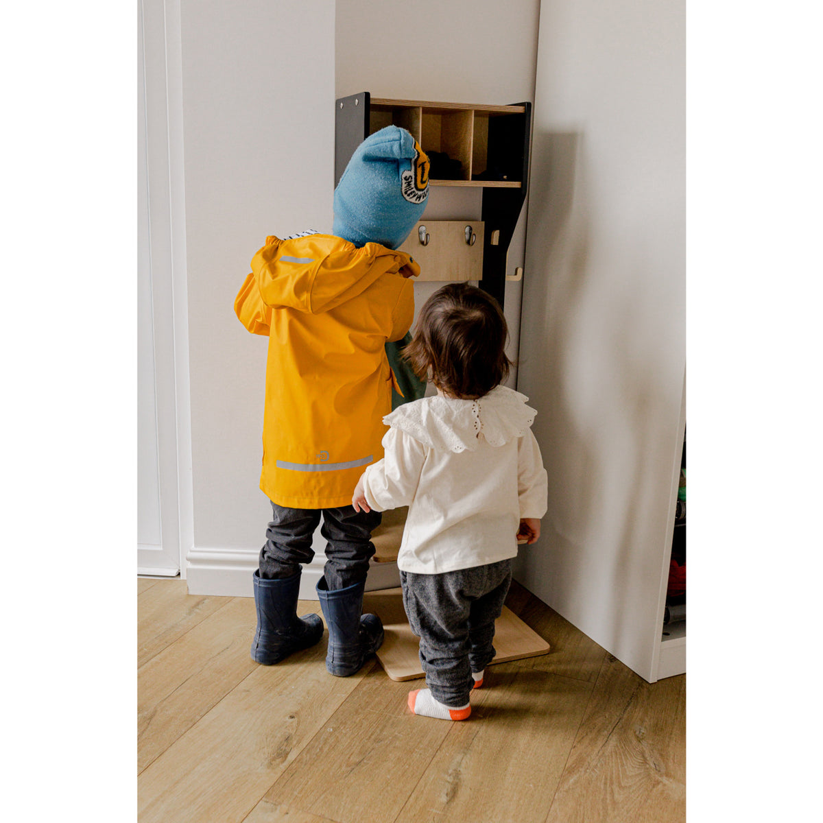 Duck Woodworks Black Wardrobe Outerwear
