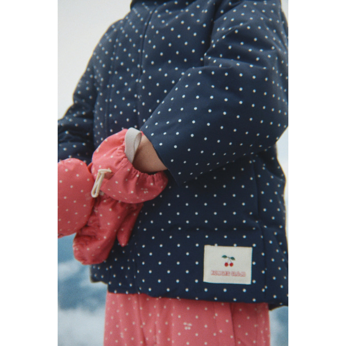 Konges Sløjd Cherry Berry Dot Nohr Snow Mittens Print