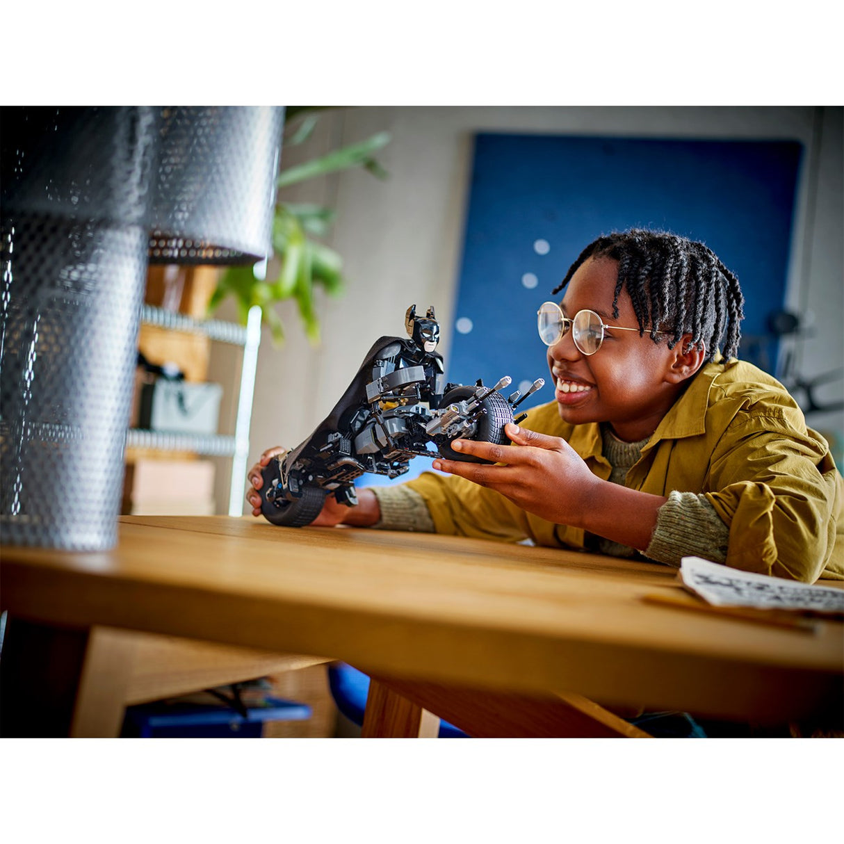 LEGO® Marvel Batman™ and Batpod Motorcycle construction figure