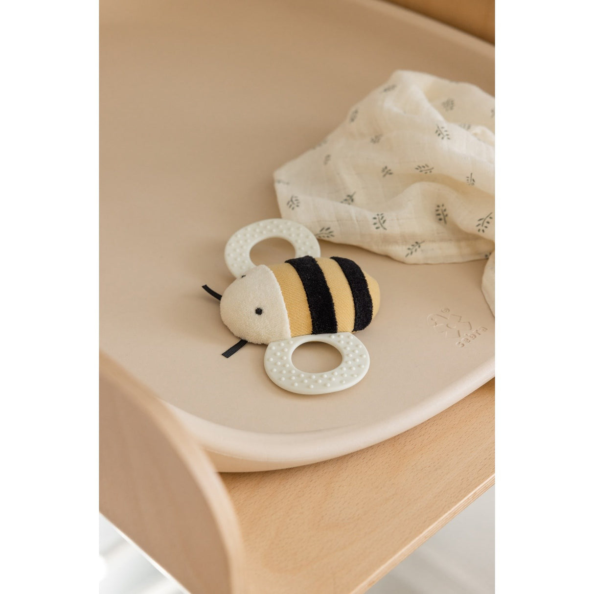 Sebra Billy The Bee Activity Rattle With Mirror