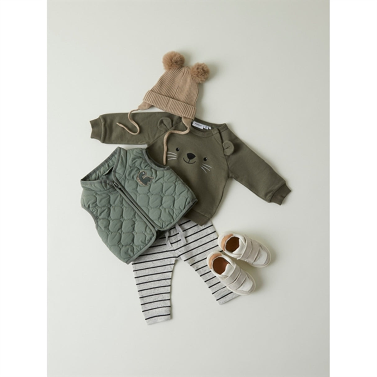 Name it Jet Stream Truman Pants