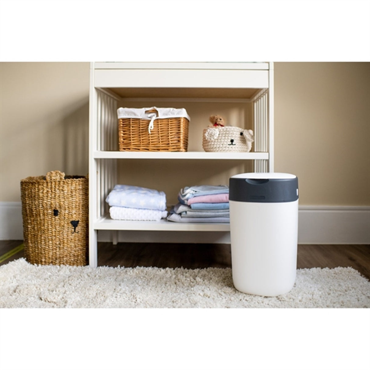 Tommee Tippee Twist & Click Diaper Bin White