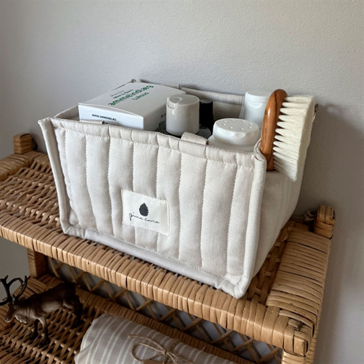 Pine Cone Herman Storage Natura