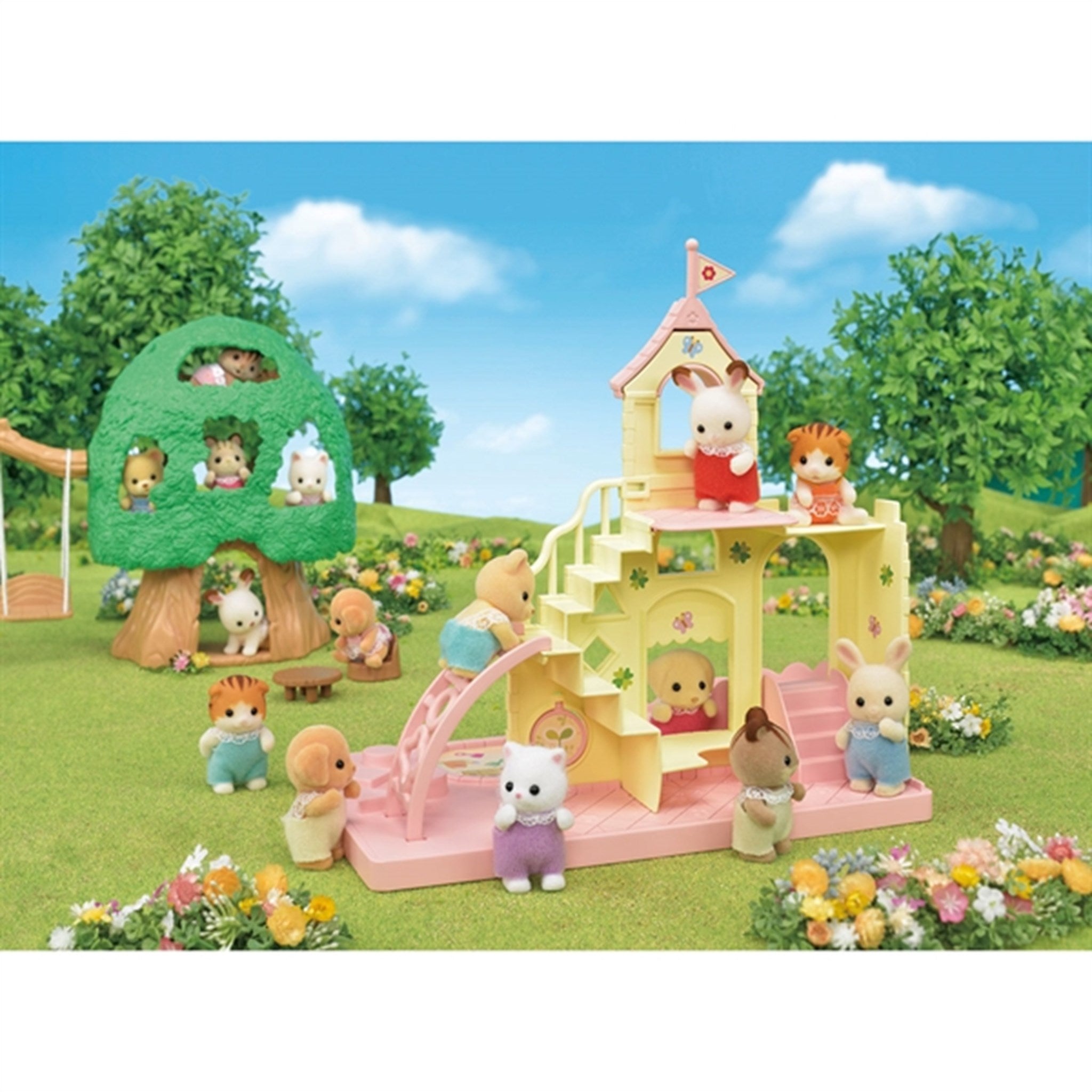 Sylvanian Families® Baby Castle Playground 4