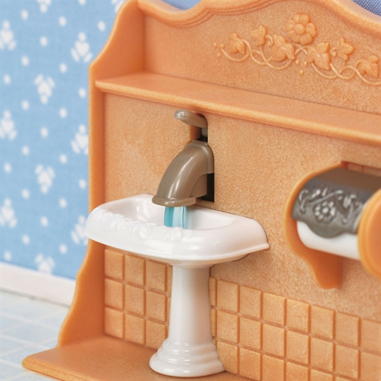 Sylvanian Families® Playful Starter Furniture Set