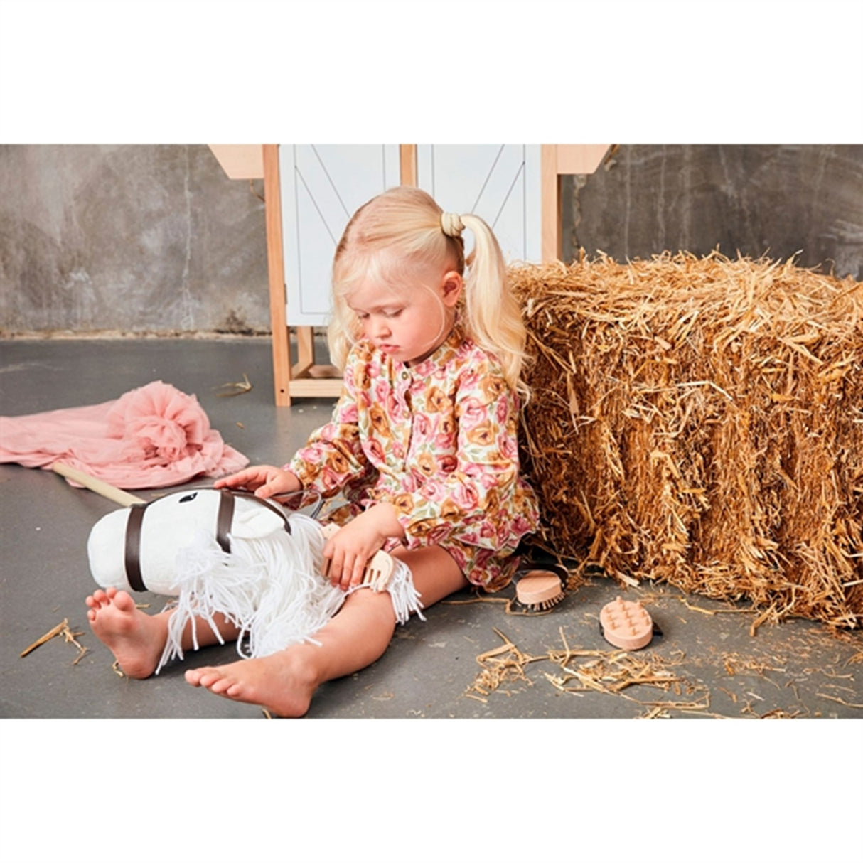 by Astrup Hobby Horse White