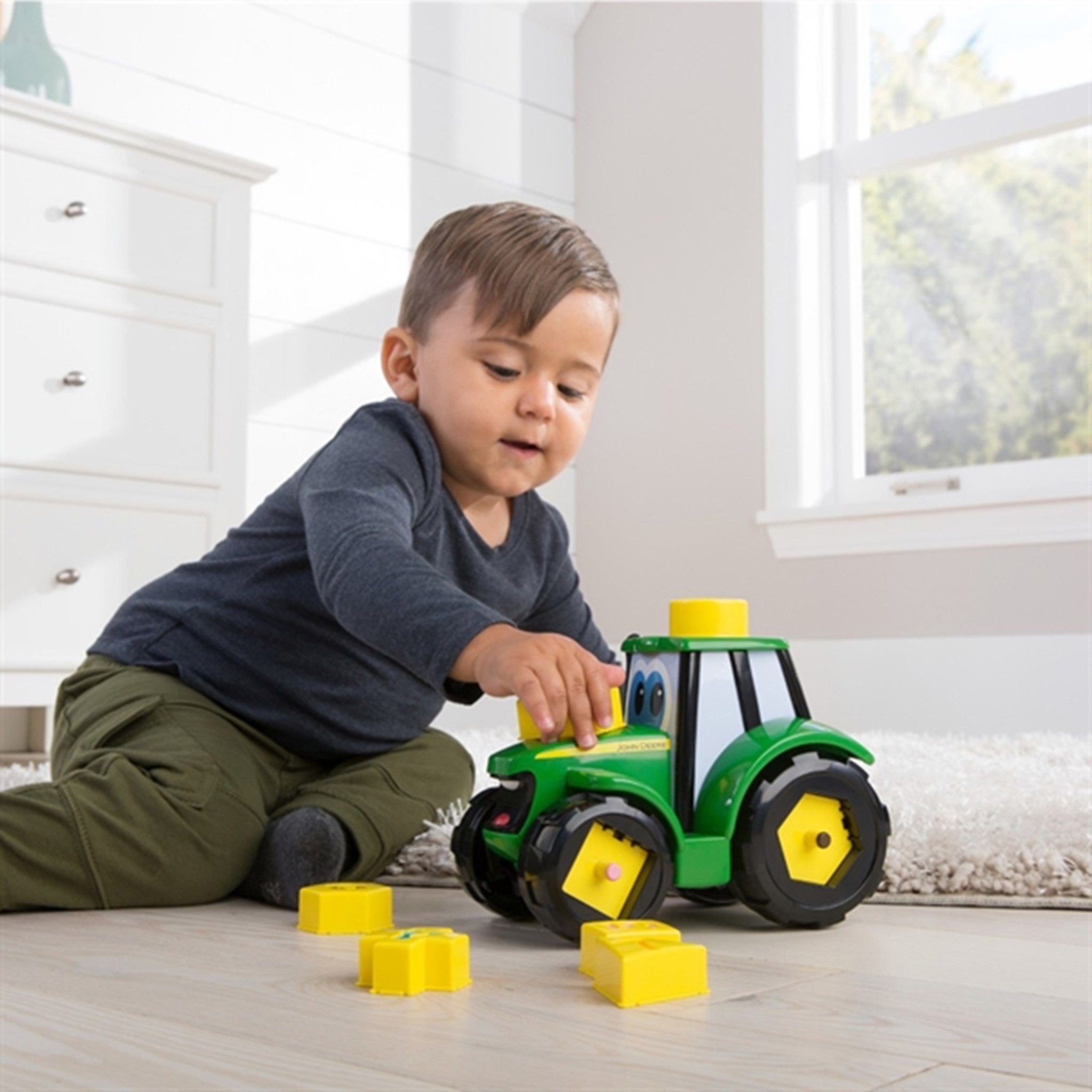 John Deere Johnny Tractor Play and Learn 2