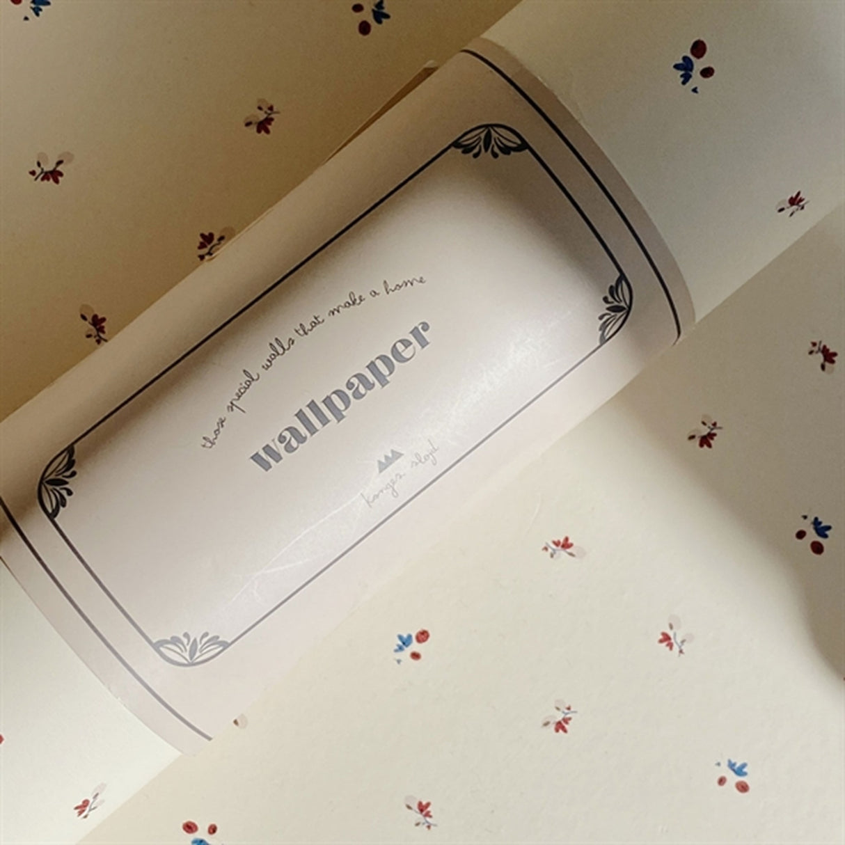 Konges Sløjd Wallpaper Bloom Red/Blue