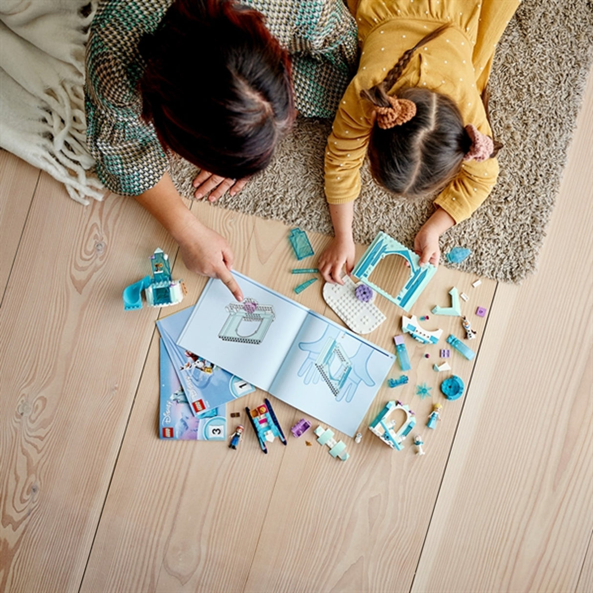 LEGO® Disney™ Anna and Elsa's Frozen Wonderland